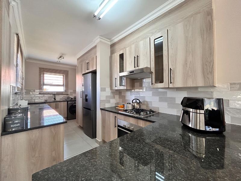 To Let 3 Bedroom Property for Rent in Ngwenya River Estate North West